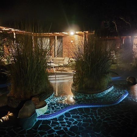 Termas De Papallacta Exterior foto The hot springs at night