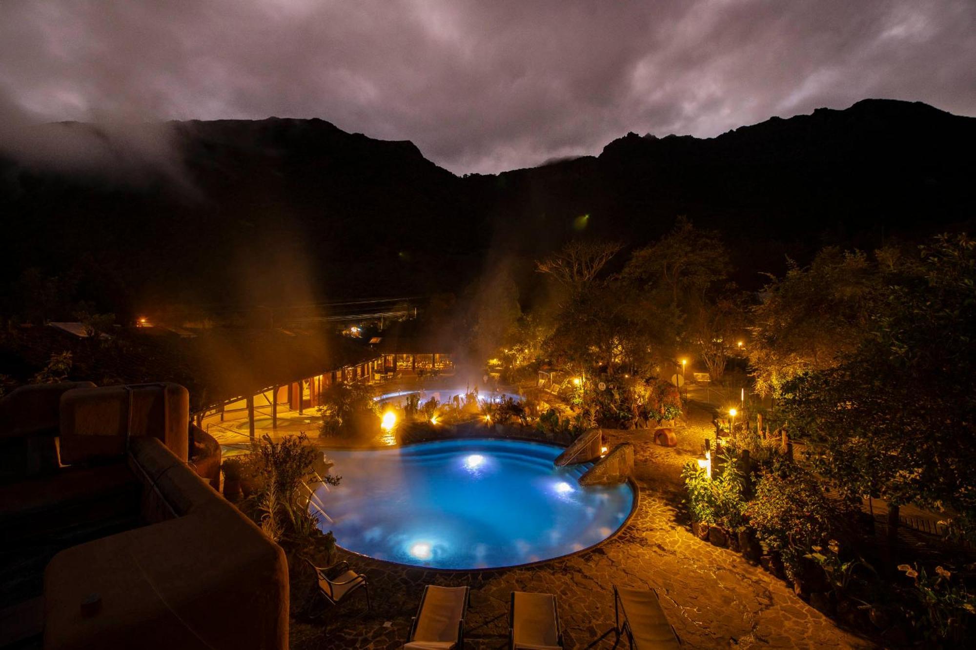 Termas De Papallacta Exterior foto Hot springs in Baños, Ecuador