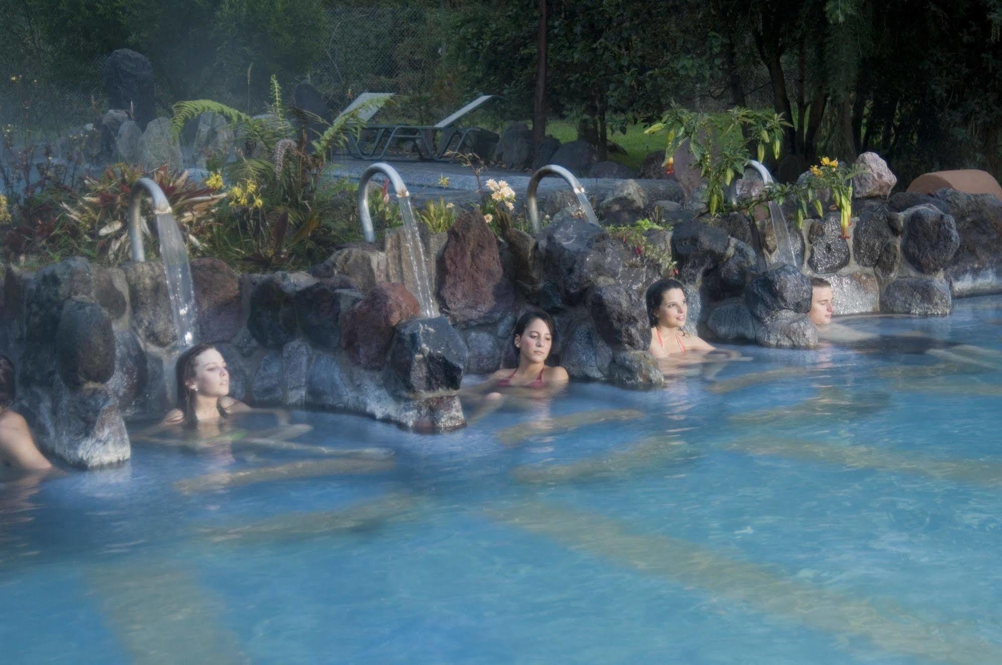 Termas De Papallacta Exterior foto Thermal baths in Baños, Ecuador